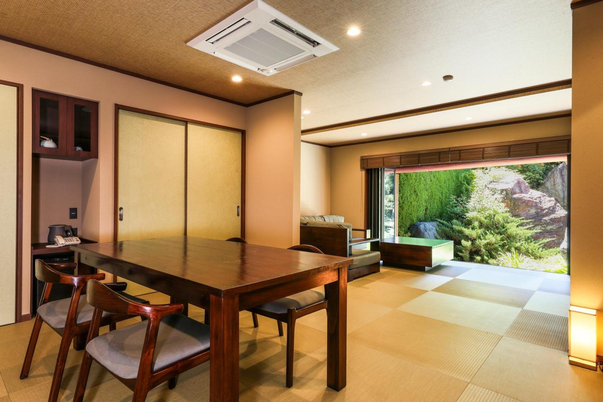 Hotel Beautiful Japanese Garden Kagetsu Fuefuki Exterior foto