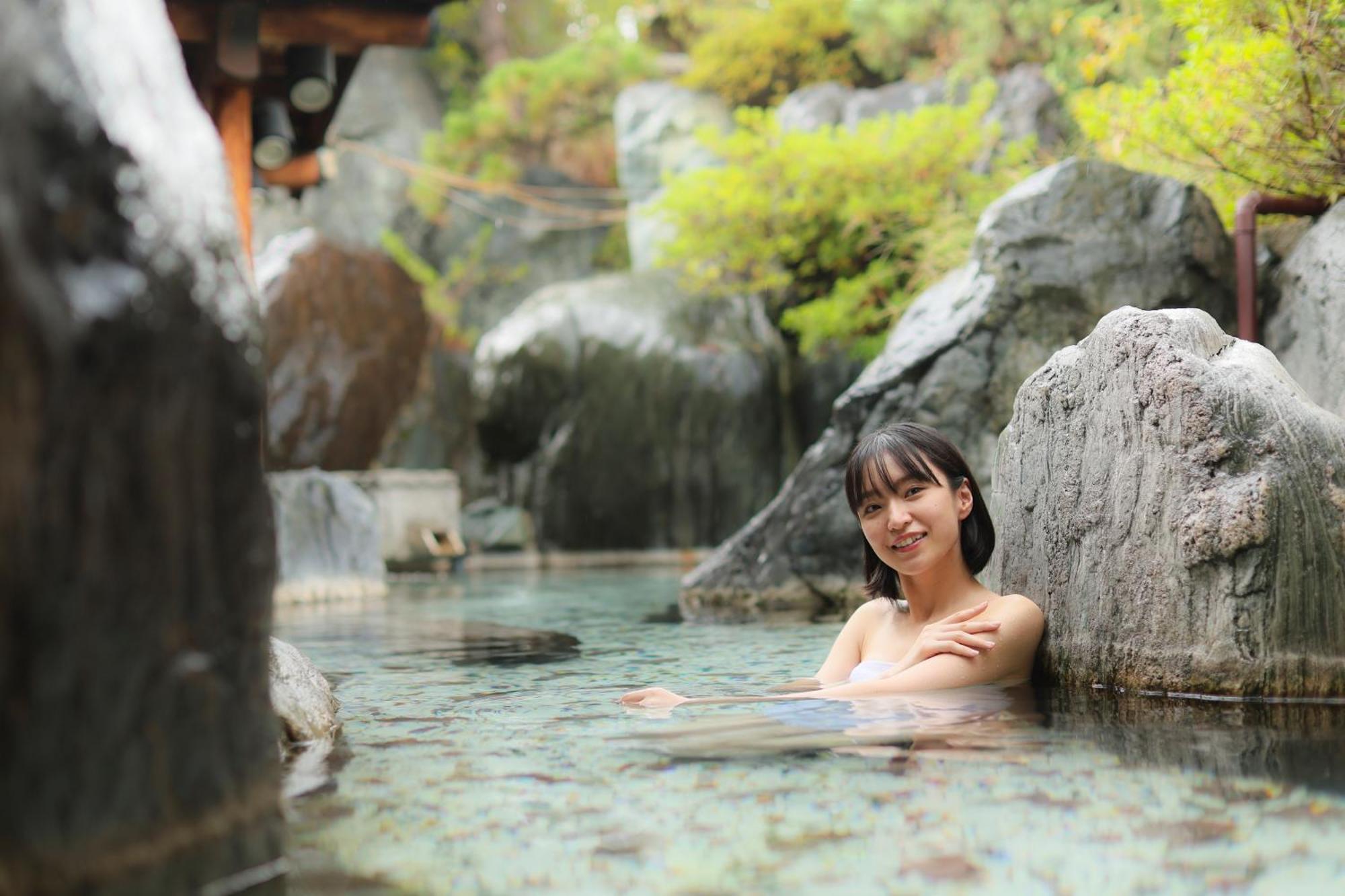 Hotel Beautiful Japanese Garden Kagetsu Fuefuki Exterior foto